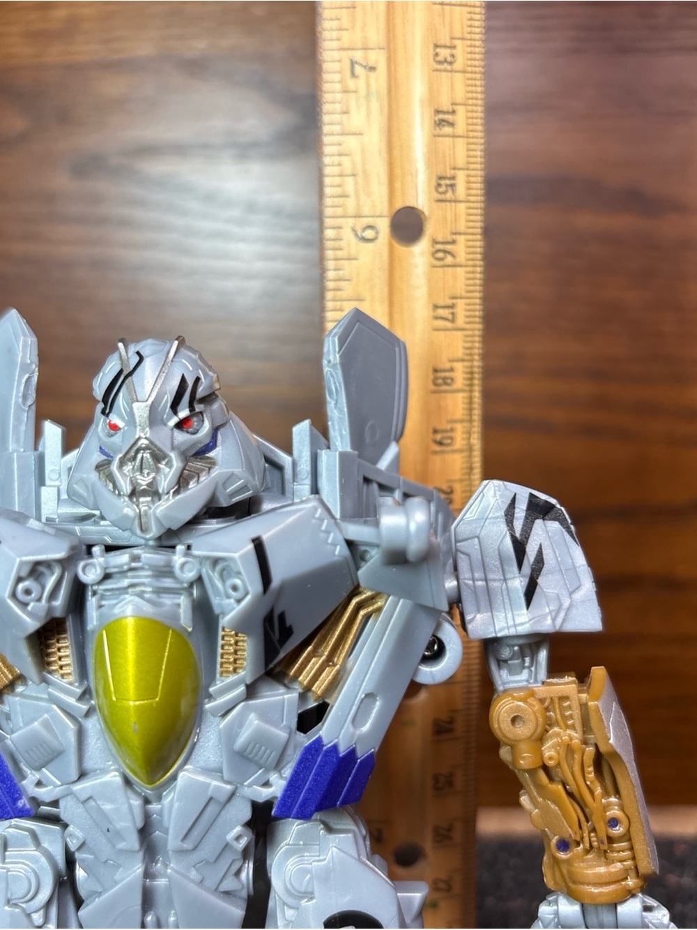 Transformers Dark Of The Moon DOTM Starscream 5.5” Tall - Picture 7 of 7